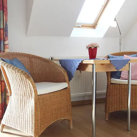 Ferienwohnung Nicole Apartamento Ostseebad Kühlungsborn